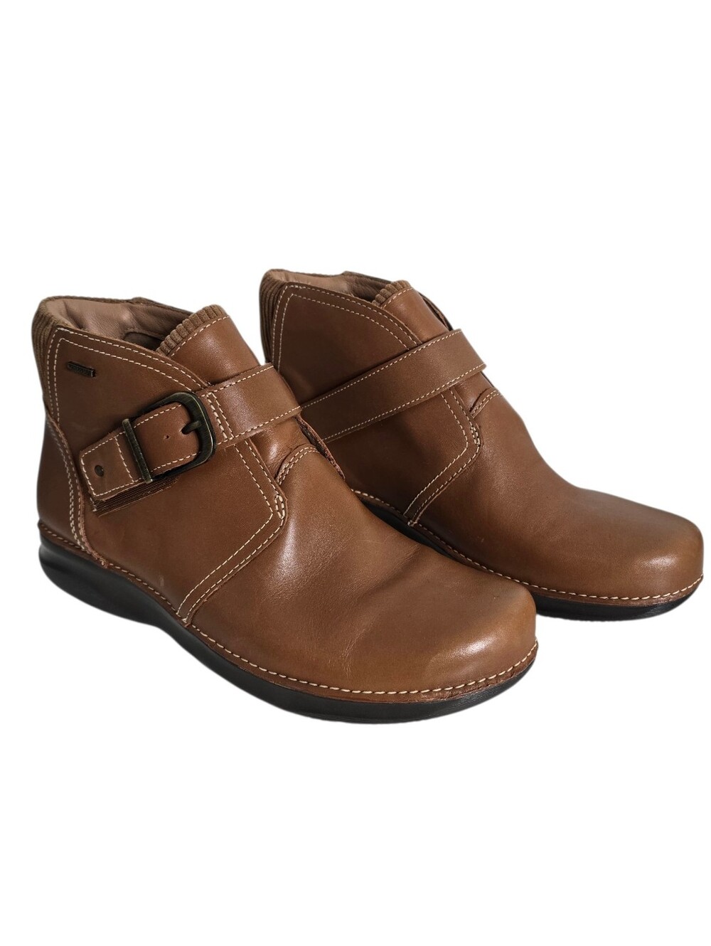 Clarks Appley Mid Brown Leather Ankle Boots Size 7M Waterproof Comfort